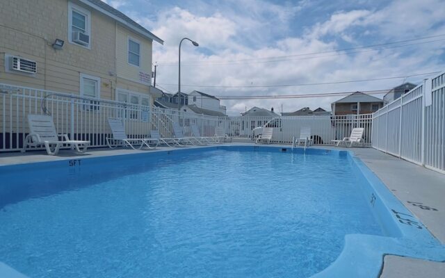 Dry Dock Motel