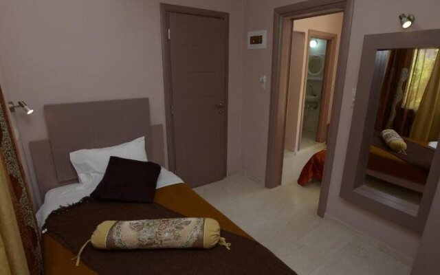 Fantastic Hotel 1
