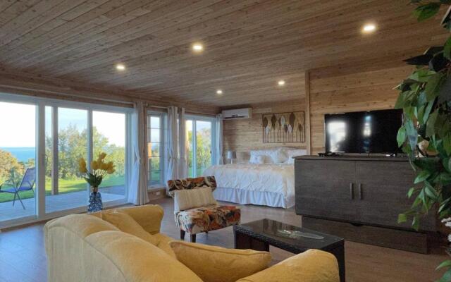 A Unique Loft to Travel Back in Time