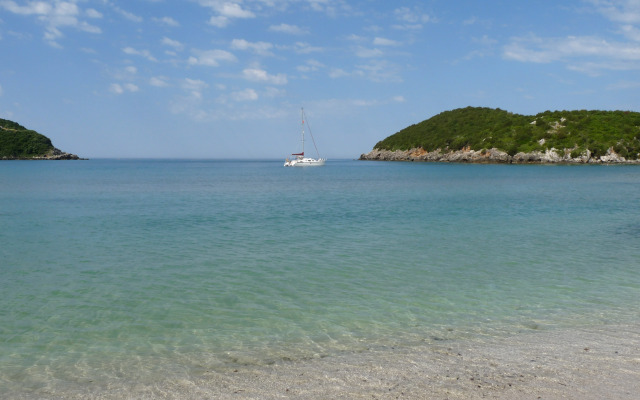 Ammos Bay