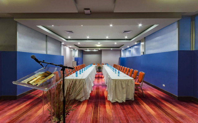 Kinam Hotel