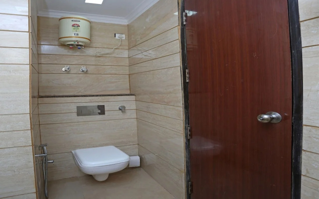 OYO 14384 Luxury residency