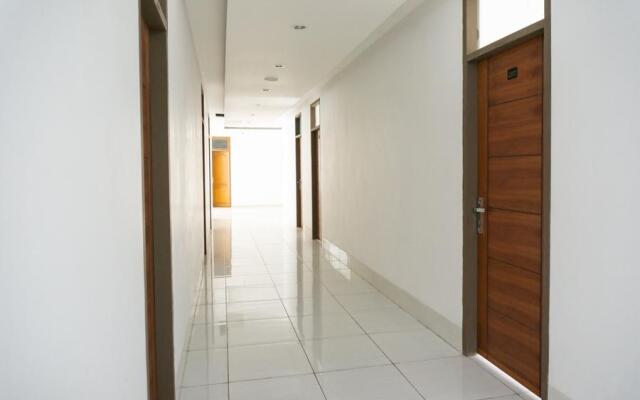 RedDoorz Plus @ Ende City Center