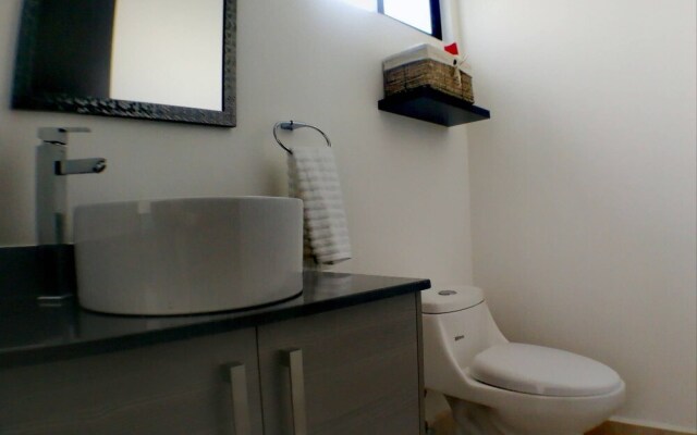 Pu-kka House By Perlitas Home