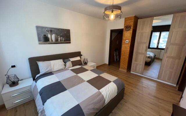 Residence Valtellina - Salita Baradello