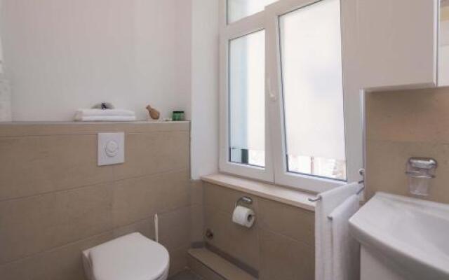 PLR-Royal luxury apartment