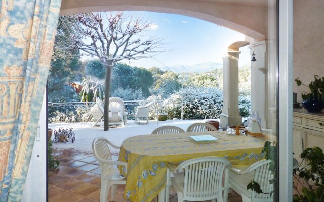 Villa With 4 Bedrooms in La Croix-valmer, With Private Pool, Enclosed