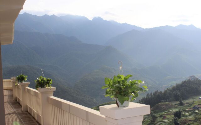 Sapa Charm Hotel