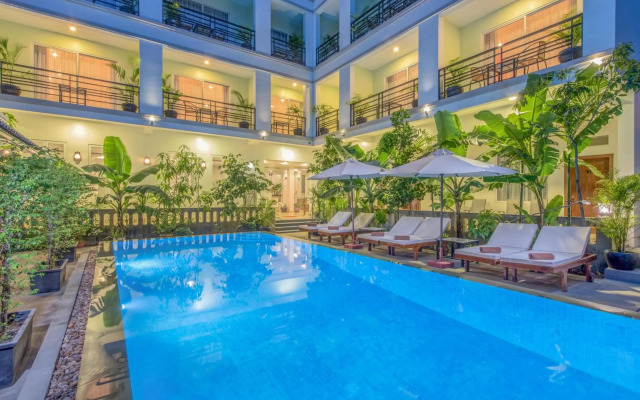 Golden Citadel Hotel