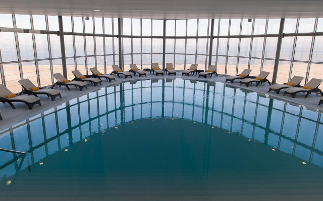 Eurostars Oasis Plaza Hotel