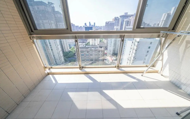Tyms Comfortable 2BR 1BA Apt Xujiahui