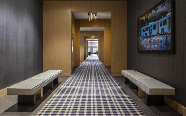 The Oaklander Hotel, Autograph Collection