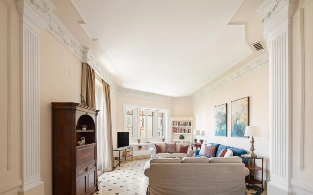 Lujoso apartamento a los pies de la Giralda