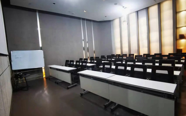 Jinjiang Inn Select Changchun Yiqi Dongfeng Street Branch