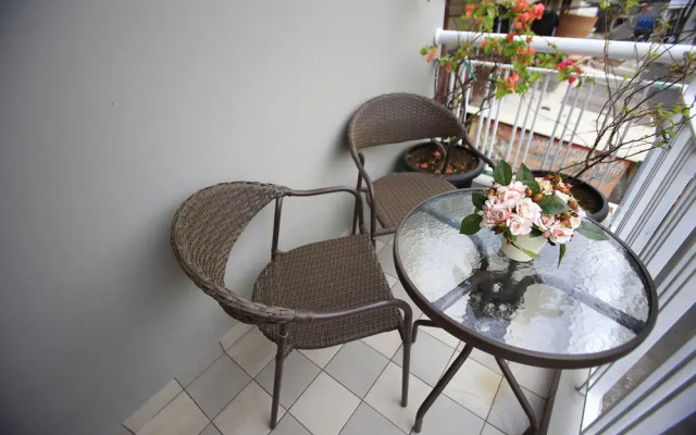 RedDoorz @ Karet Pedurenan 2