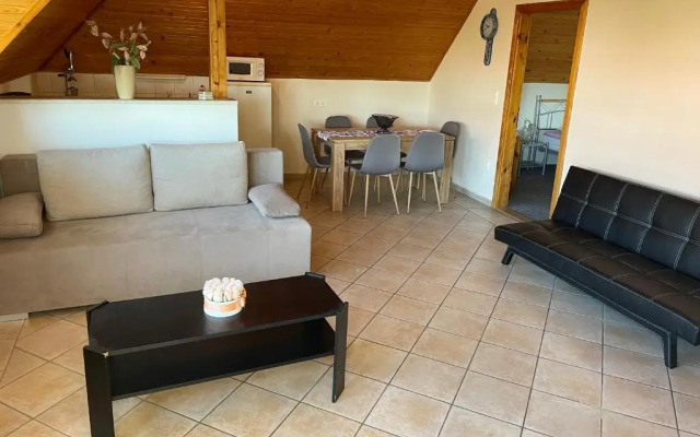 Attila Apartman