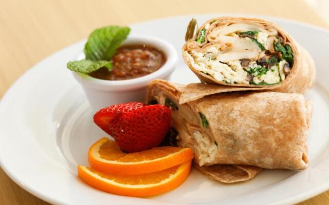 Holiday Inn Chandigarh Zirakpur by IHG