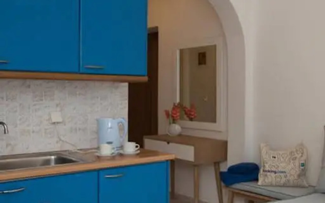 Esperides Apartments & Suites