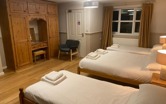The Bullshead, Arthingworth House B&B