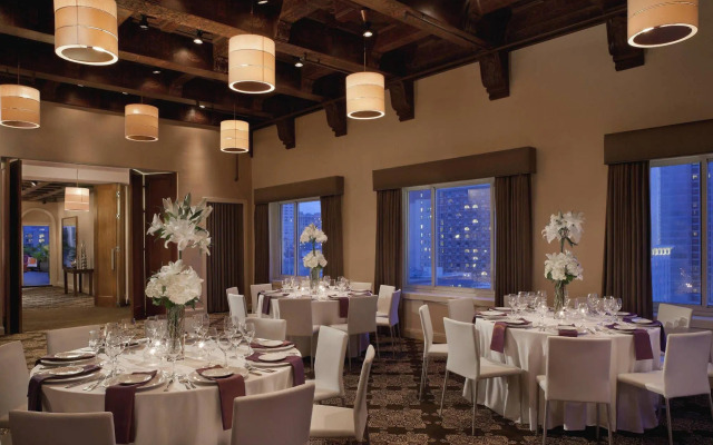 Hotel Adagio, Autograph Collection