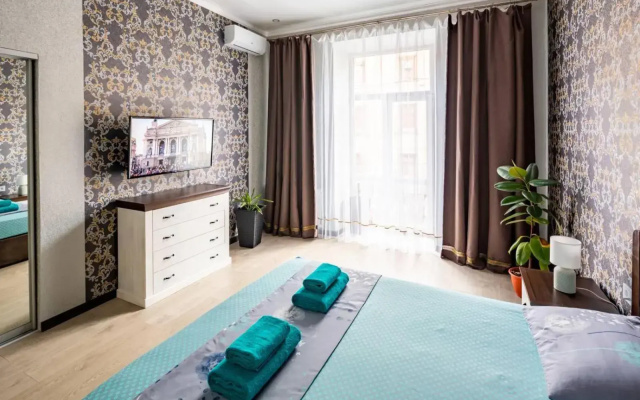 Apartment with 2 bedrooms near Opera House Gorodotska Street