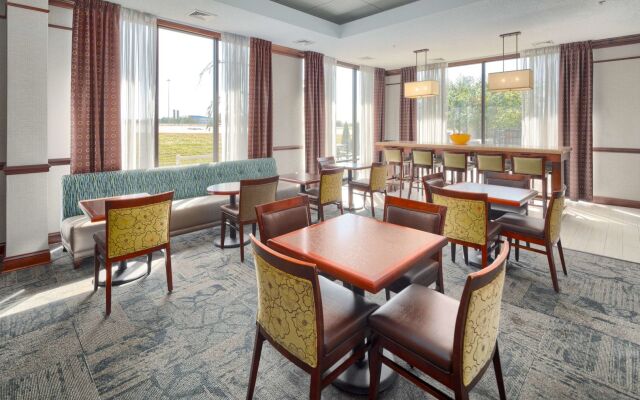 Hampton Inn Louisville - Northeast