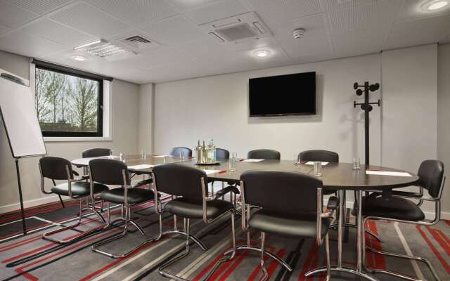 Ramada Encore by Wyndham Newcastle-Gateshead