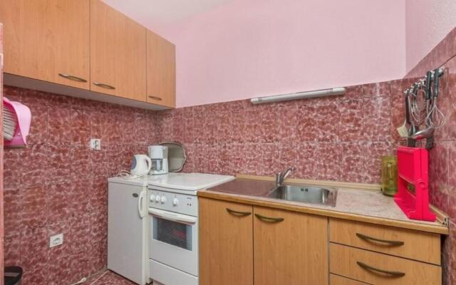 Apartments Mari-30m from the sea