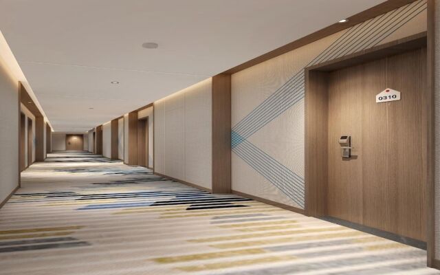 Holiday Inn Express Dangdong City Center by IHG
