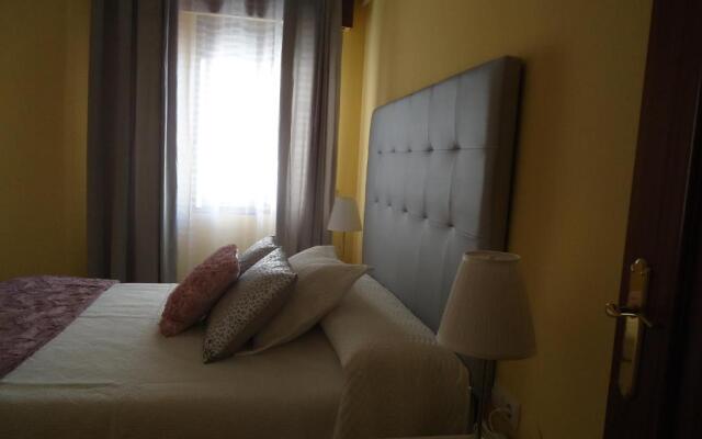 Apartamentos Acevedo Centro I