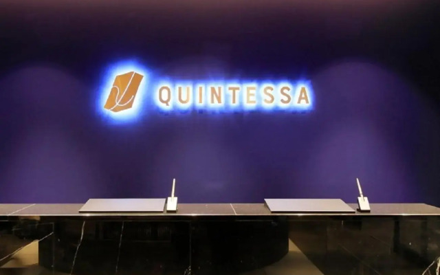 Quintessa Hotel Fukuoka Tenjin Comic & Books