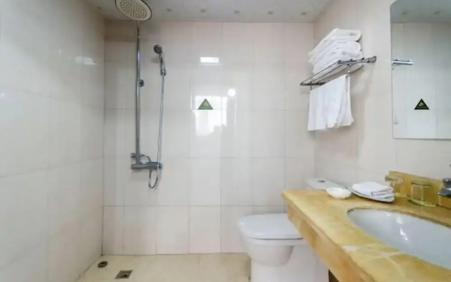 Zhushan Hotel