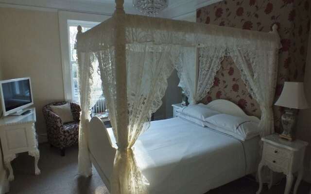 Hedgefield House Hotel