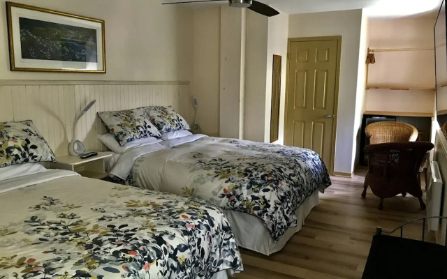 Auberge Du Sault-A-La-Puce