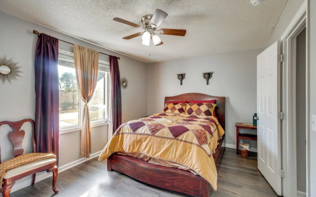 Easy Access to I-77 & I-20: Columbia Duplex!