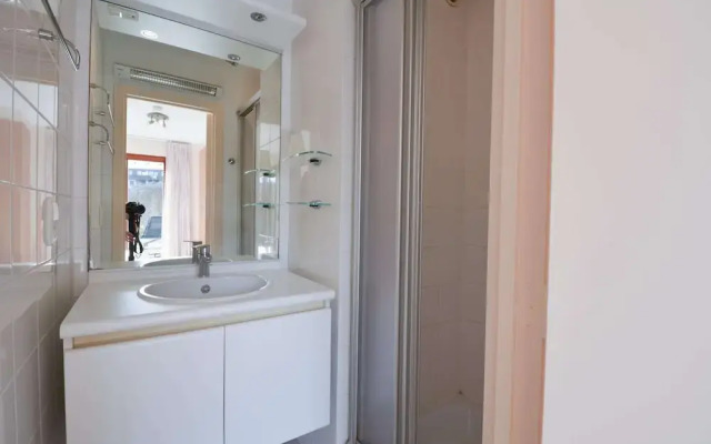 Apartment With Private Balcony