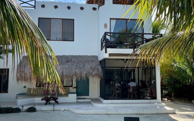 Luxury Ocean Front Villa - Adults Only