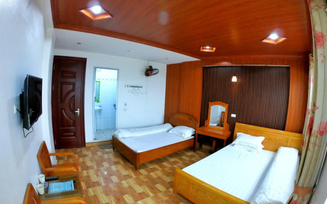 Minh Hưng Hostel