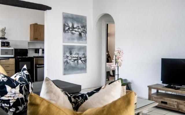 Palm Cove - 31 Akrotiri Santorini