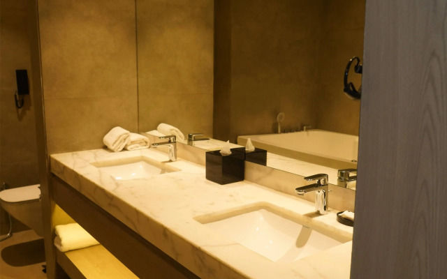 Ramada Encore By Wyndham Chandigarh Zirakpur