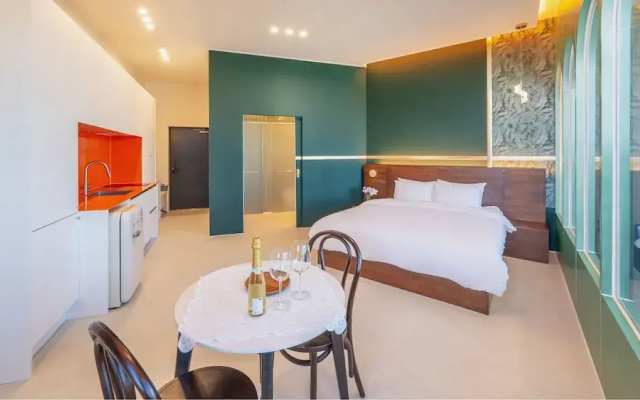 Gangneung Leventia Pool Villa