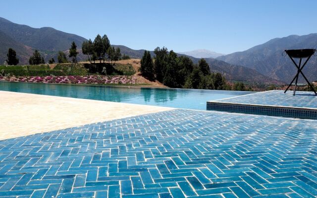 L' Amandier Hotel & Villas