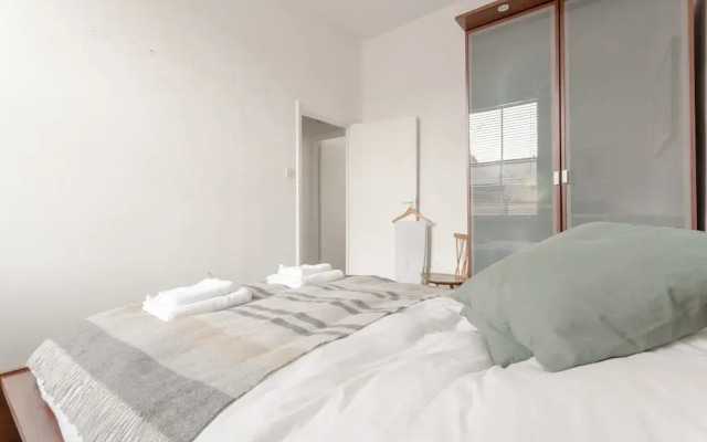 1 Bedroom Apartment in Maida Hill
