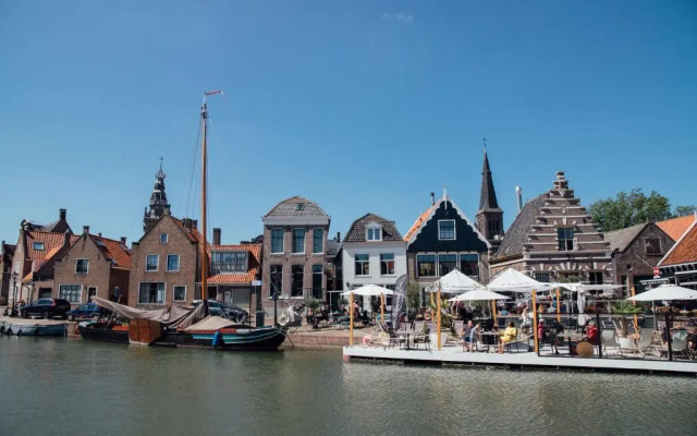 Harbour Suites Boutique Hotel