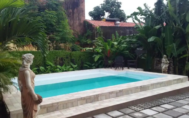 Reviver Hostel