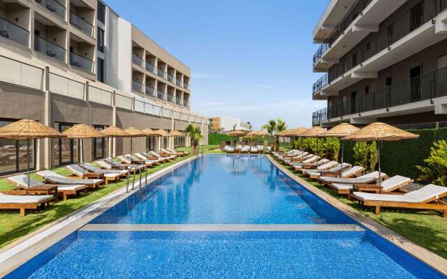 Ramada By Wyndham Cesme