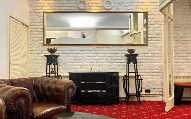 Luxury Family Residence With Free Parking