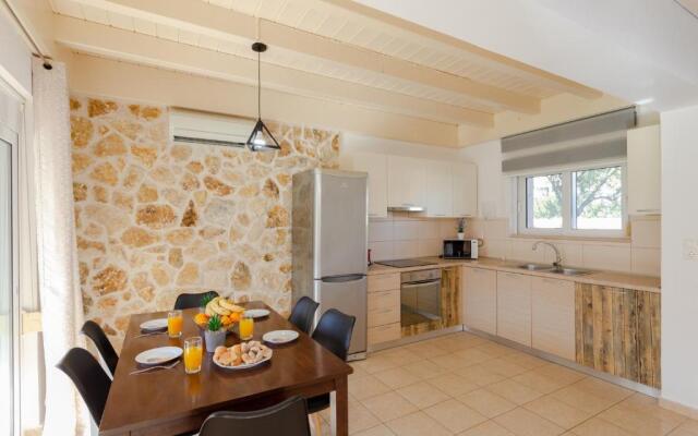Elladas Villas with Pool at Kolympia!