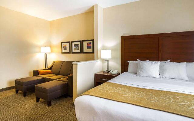 Comfort Suites Twinsburg