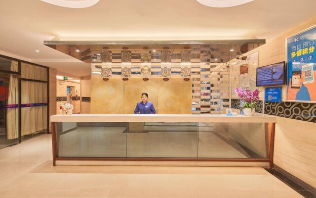 Kaiserdom Hotel China Plaza